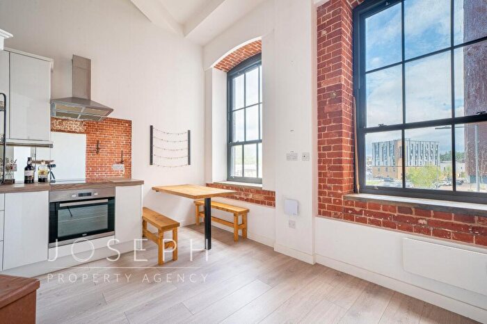1 Bedroom Flat To Rent In College Street, Ipswich, IP4