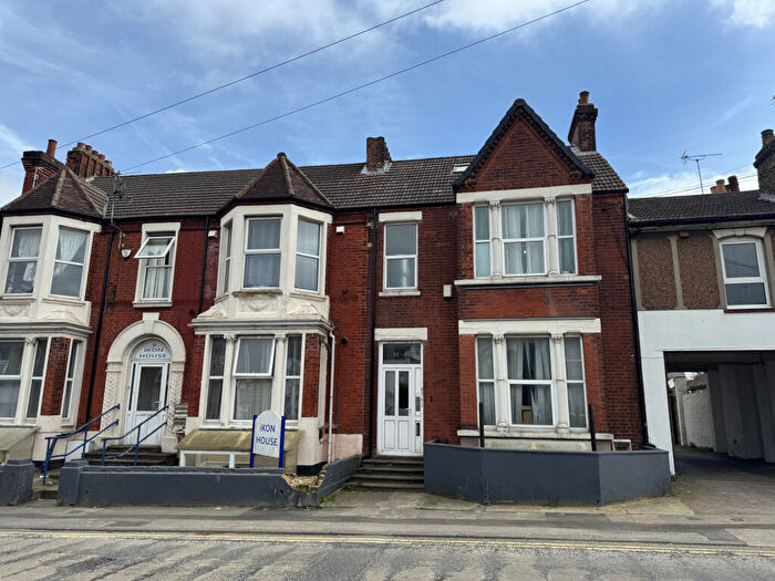 1 Bedroom Apartment To Rent In Duncan Road, Gillingham, Gillingham, Kent, ME7