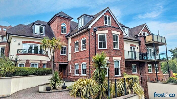 2 Bedroom Apartment For Sale In St Osmunds Road, Parkstone, Poole, Dorset, BH14