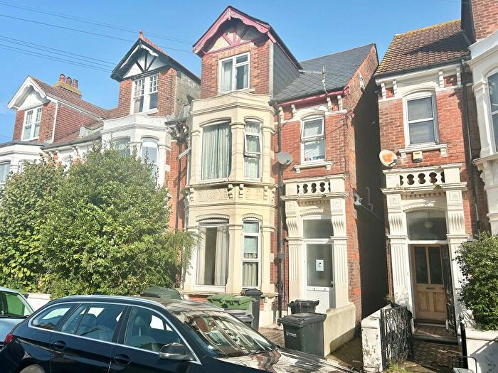 3 Bedroom Apartment To Rent In Herbert Road, Southsea, PO4