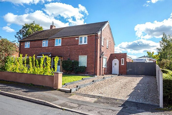 3 Bedroom Semi-Detached House For Sale In Downshaw Road, Ashton-Under-Lyne, Greater Manchester, OL7