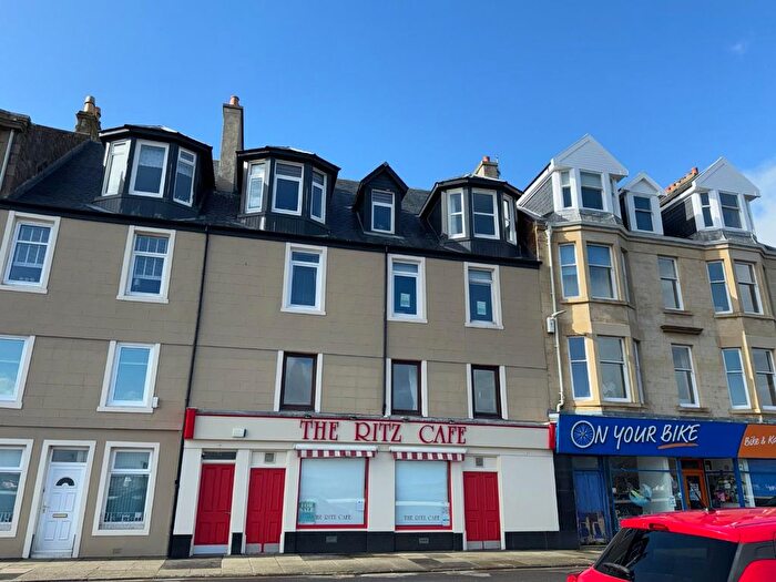 1 Bedroom Flat For Sale In Stuart Street, Millport, Isle Of Cumbrae, KA28