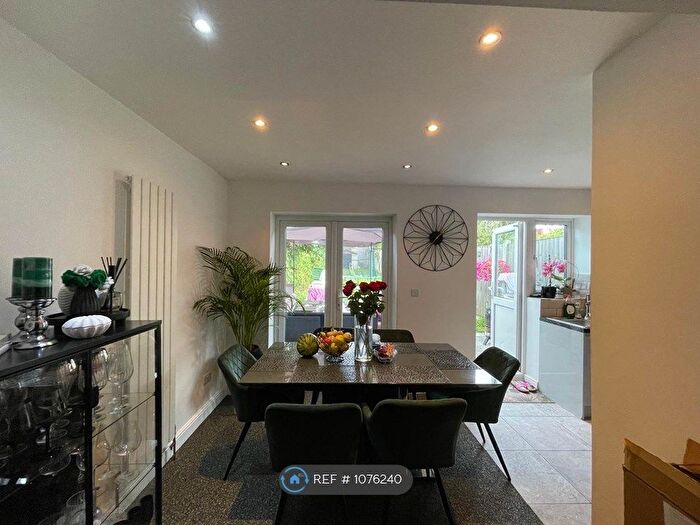 4 Bedroom Terraced House To Rent In Seymer Road, Romford, RM1