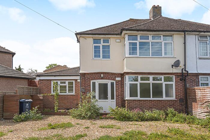 1 Bedroom Apartment To Rent In North Way, Headington, OX3