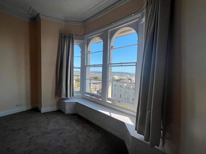 3 Bedroom Flat To Rent In South Road, Weston-Super-Mare, BS23