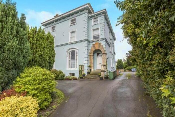 1 Bedroom Mews To Rent In East Approach Drive, Cheltenham, GL52