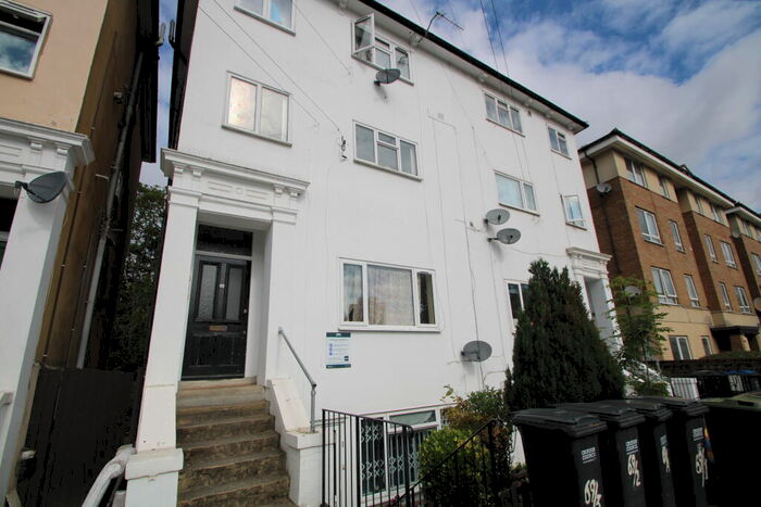 1 Bedroom Flat To Rent In Lansdowne Road, CR0