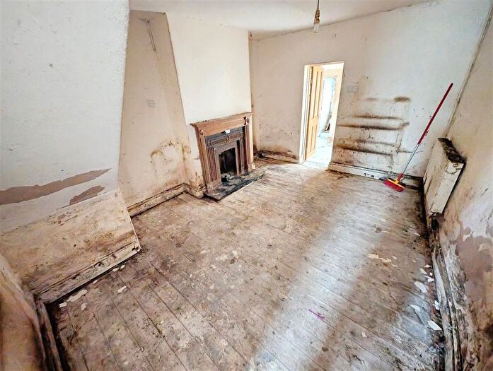 3 Bedroom Terraced House For Sale In London Road, Spalding, PE11