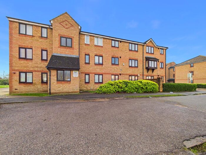 1 Bedroom Flat For Sale In Danbury Crescent, South Ockendon, Essex, RM15
