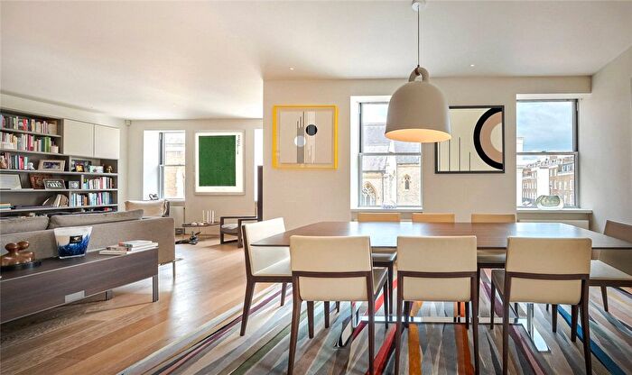 3 Bedroom Flat For Sale In Chester Square, London, SW1W