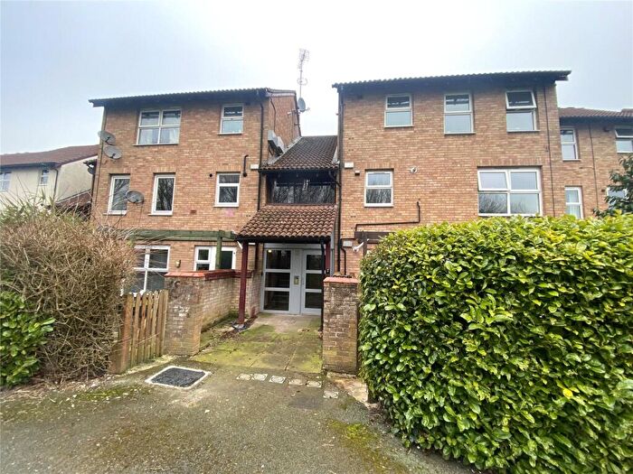 2 Bedroom Flat For Sale In St. Chads Fields, Winsford, Cheshire, CW7