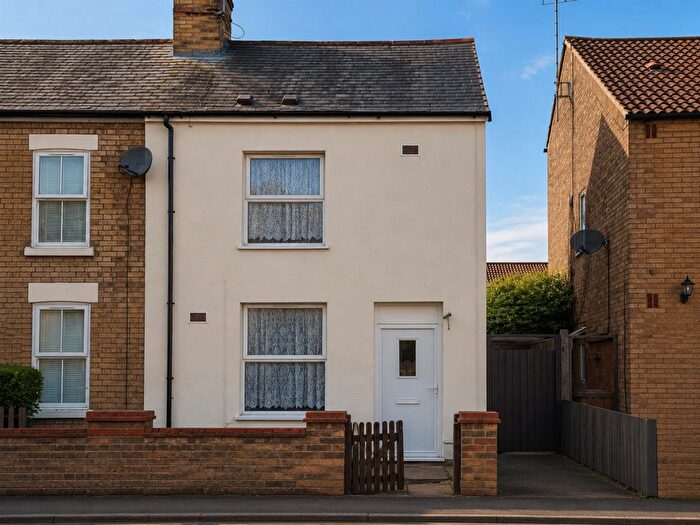 2 Bedroom End Of Terrace House To Rent In Dogsthorpe Road, Peterborough, PE1
