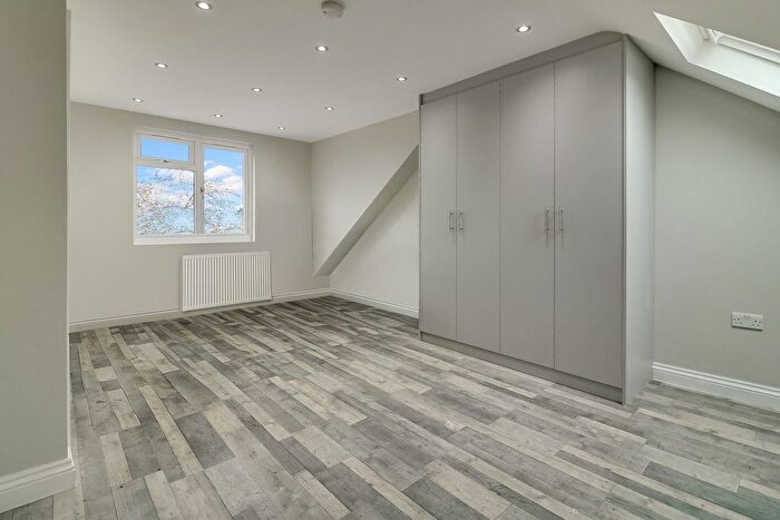 2 Bedroom Flat To Rent In Christchurch Avenue, Harrow, HA3