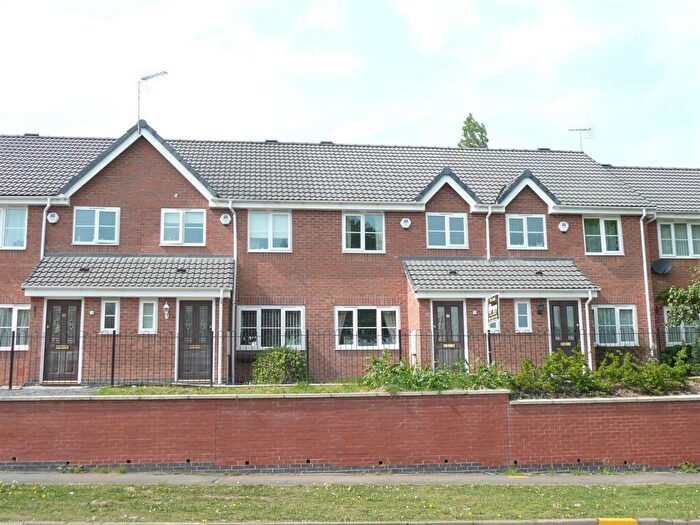 3 Bedroom Mews To Rent In Queen Elizabeth Road, Nuneaton, CV10