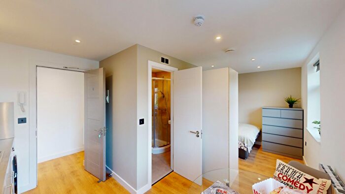 Studio To Rent In Grasmere Avenue, London, W3