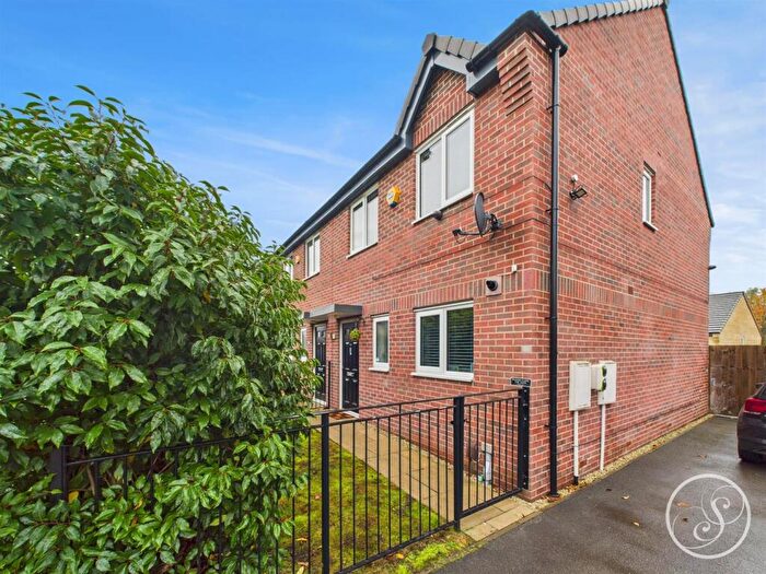 3 Bedroom Semi Detached House For Sale In Cartmell Drive, Leeds, LS15