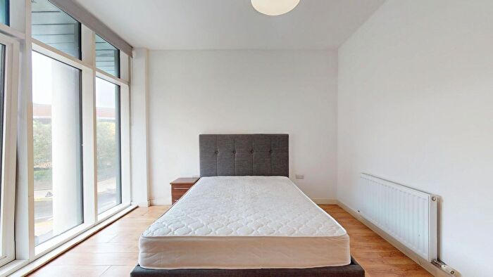 1 Bedroom Flat To Rent In Headstone Road, Harrow, HA1