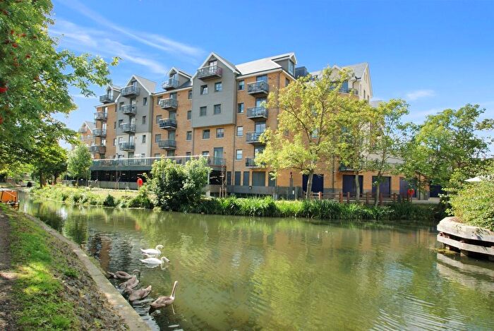 2 Bedroom Flat For Sale In Riverside, Bishop's Stortford, CM23