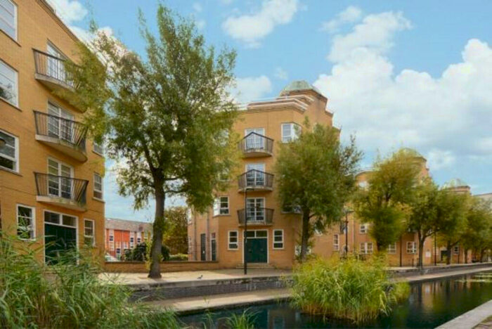 1 Bedroom Apartment To Rent In Monkton House, Wolfe Crescent, SE16