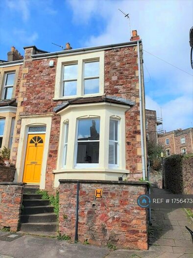 3 Bedroom End Of Terrace House To Rent In Southernhay Avenue, Bristol, BS8