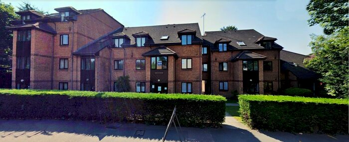 Studio To Rent In Savanna Court, Rickmansworth Road, Watford, WD18