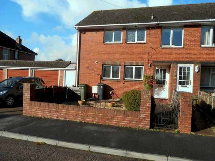 2 Bedroom Flat To Rent In Topsham Road, St Leonards, Exeter, EX2