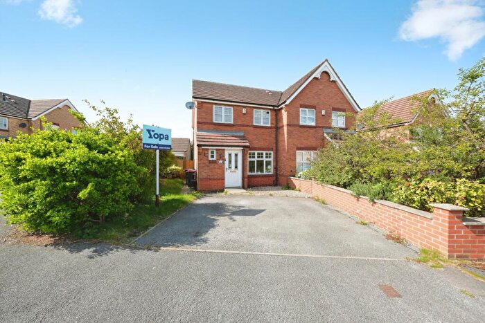 3 Bedroom Semi-Detached House For Sale In Fisher Close, Sutton-in-ashfield, NG17