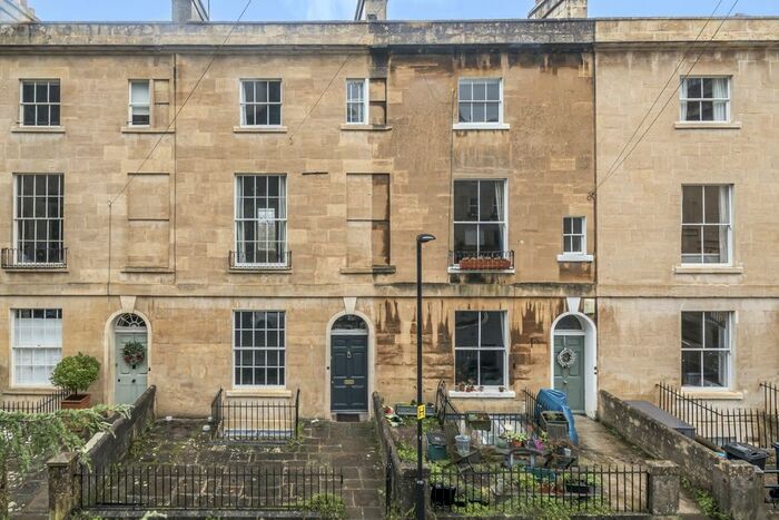 4 Bedroom Town House To Rent In Southcot Place, Bath, BA2
