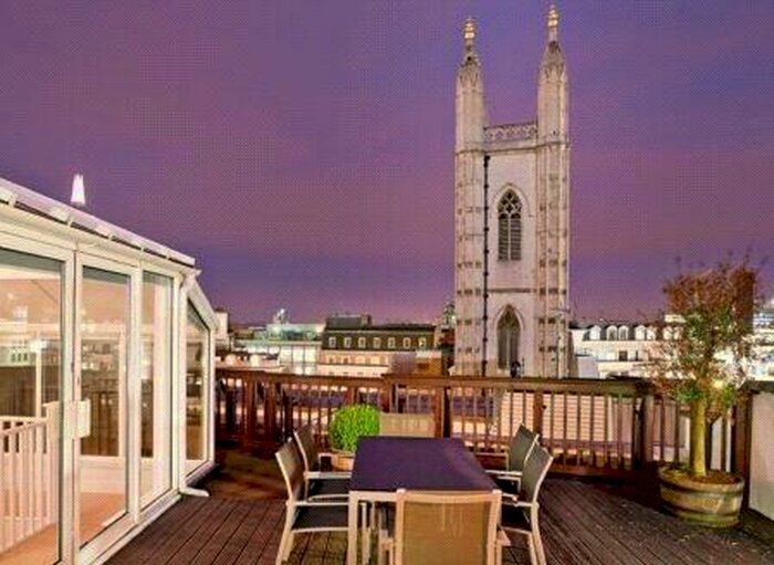 2 Bedroom Flat To Rent In Bow Lane, City, EC4M