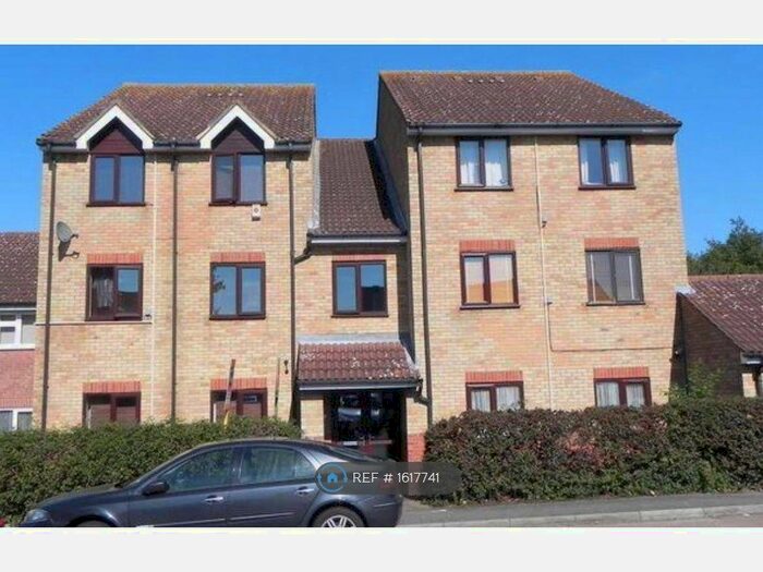 1 Bedroom Flat To Rent In Markwell Wood, Harlow, CM19