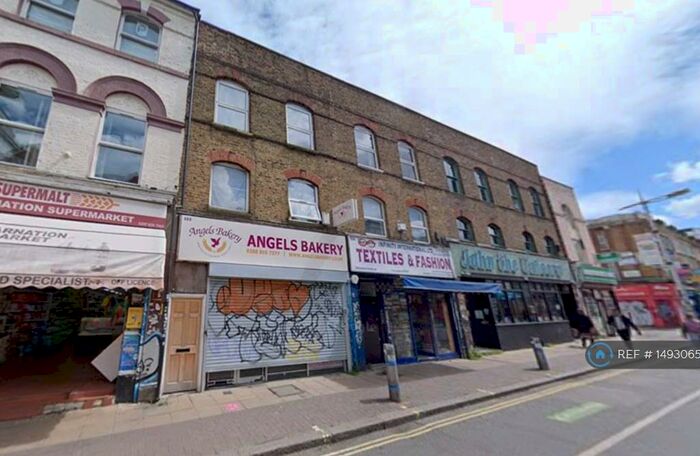 2 Bedroom Flat To Rent In Rye Lane, London, SE15