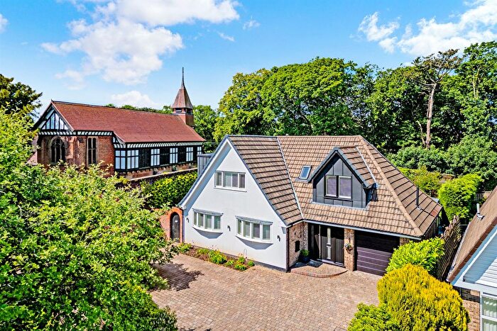 4 Bedroom Detached House For Sale In Robert Moffat, High Legh, Knutsford, WA16