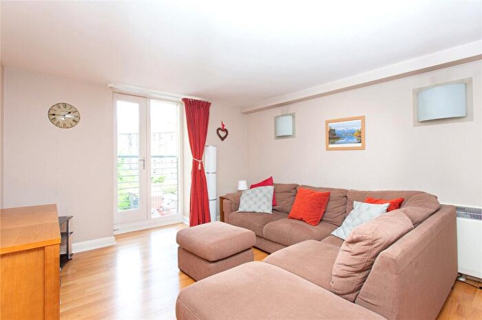 2 Bedroom Property To Rent In Hermand Crescent, Edinburgh, EH11