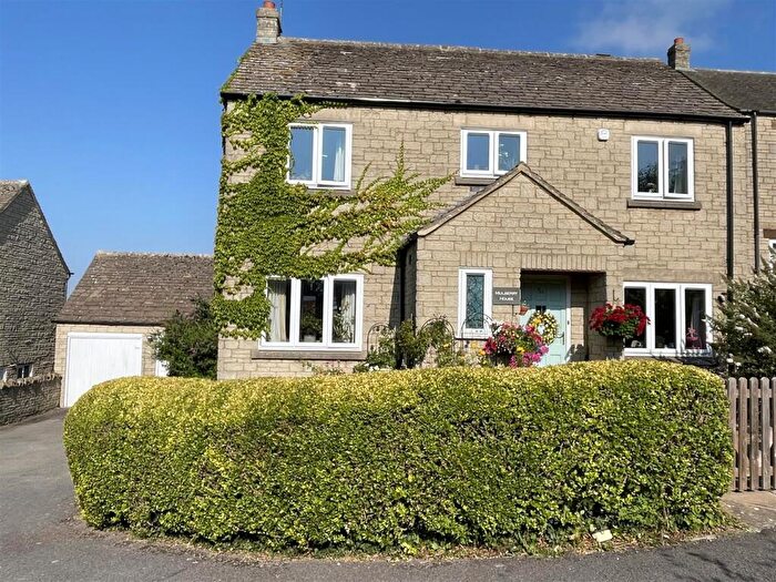 4 Bedroom Detached House For Sale In Nostle Road, Northleach, Cheltenham, GL54