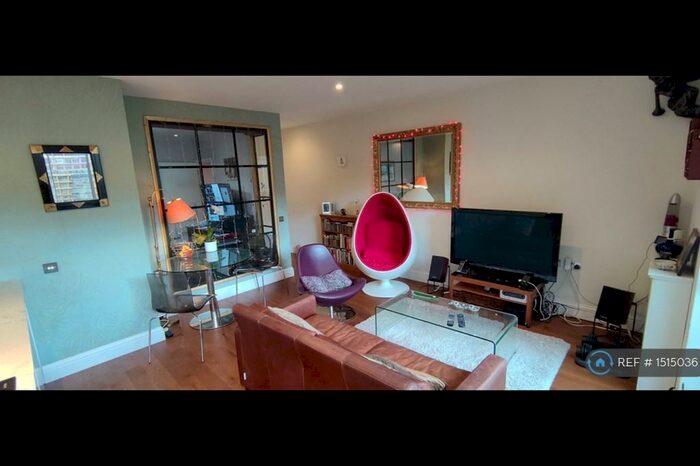 2 Bedroom Flat To Rent In Lawrence Buildings, London, N16