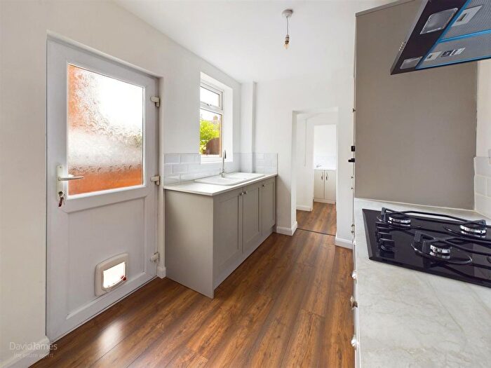 2 Bedroom End Of Terrace House For Sale In Byron Street, Daybrook, Nottingham, NG5