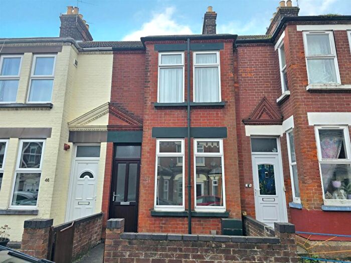 3 Bedroom Terraced House To Rent In Springfield Road, Gorleston, NR31