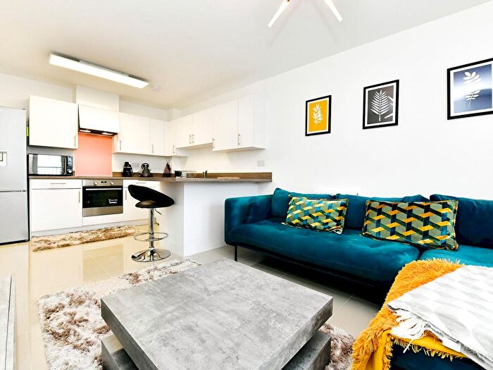 1 Bedroom Flat To Rent In Whitchurch, CF14
