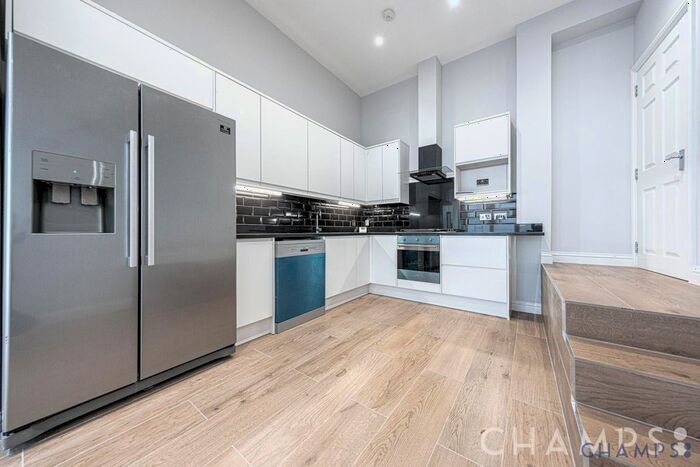 4 Bedroom Semi-Detached House To Rent In Mascotte Road, London, SW15