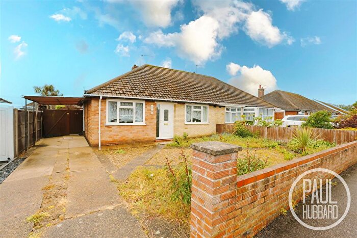 2 Bedroom Semi-Detached Bungalow For Sale In Ship Road, Pakefield, NR33