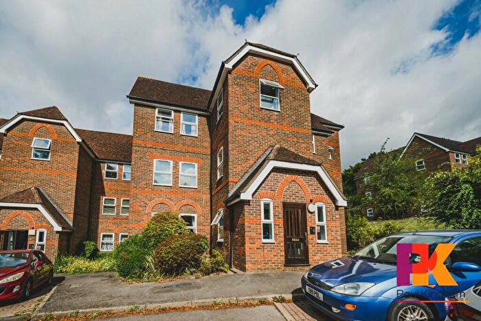 2 Bedroom Apartment To Rent In Balmoral Court, High Wycombe, HP13