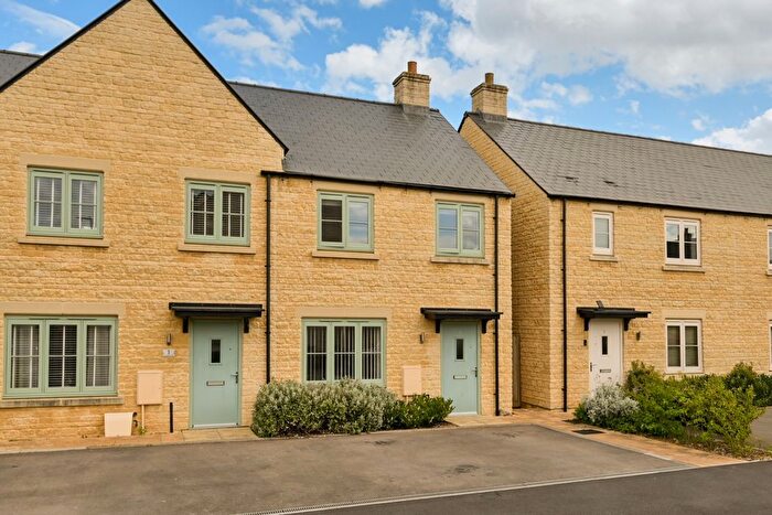 2 Bedroom End Of Terrace House For Sale In Thames Close, South Cerney, GL7