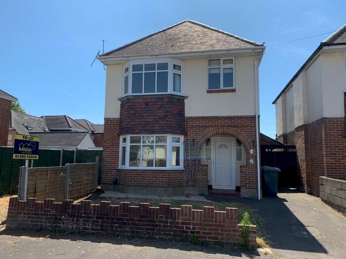 3 Bedroom Detached House To Rent In Fenton Road, Southbourne, BH6