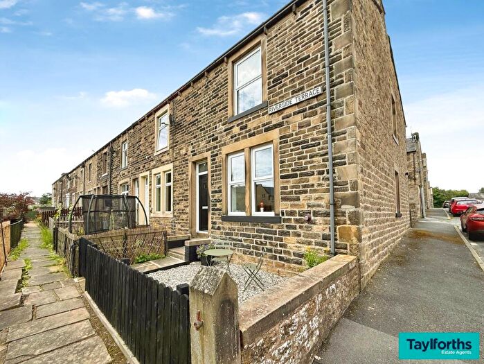 3 Bedroom End Of Terrace House For Sale In Riverside Terrace, Earby, BB18