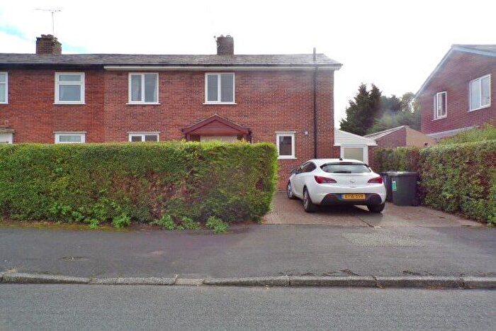 3 Bedroom Semi-Detached House To Rent In Morland Avenue, Neston, CH64