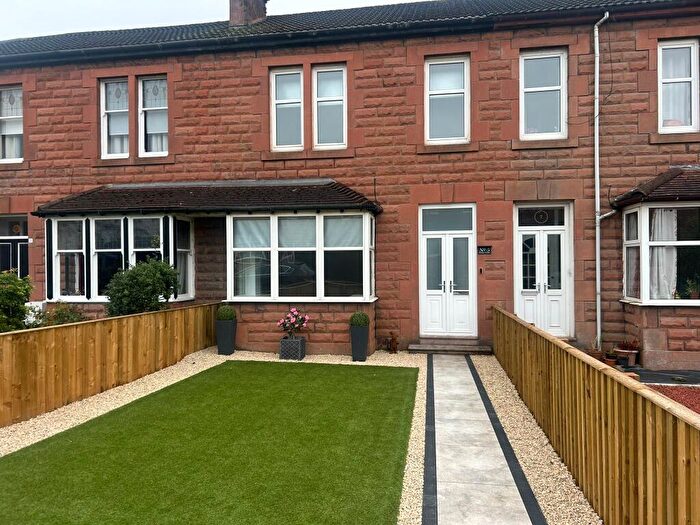 3 Bedroom Terraced House To Rent In Kendell Avenue, Thornliebank, Glasgow, G46