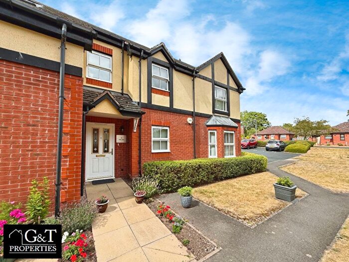 2 Bedroom Flat For Sale In The Limes, Churns Hill Lane, Himley, Dudley, DY3