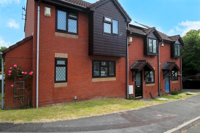 2 Bedroom Terraced House To Rent In Mallow Road, Hedge End, SO30