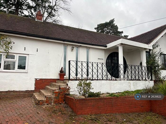 3 Bedroom Bungalow To Rent In The Mayfields, Redditch, B98