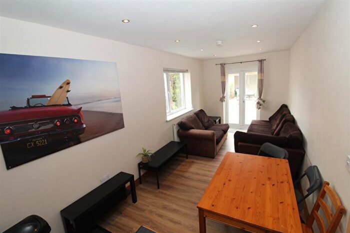 7 Bedroom House To Rent In Minny Street, Cathays, Cardiff, CF24